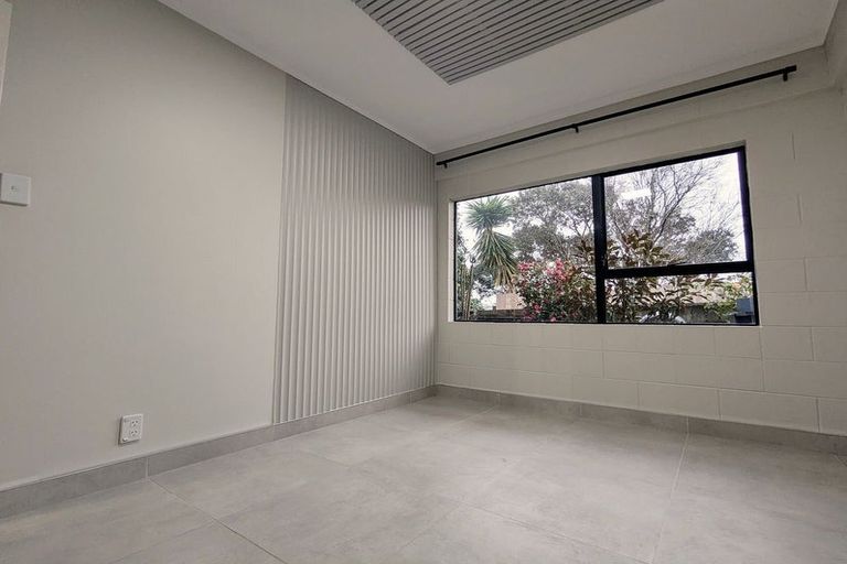 Photo of property in 5/48 Mcleod Road, Henderson, Auckland, 0612