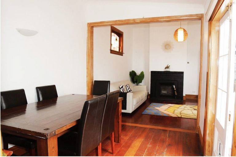 Photo of property in 129 Grant Road, Thorndon, Wellington, 6011