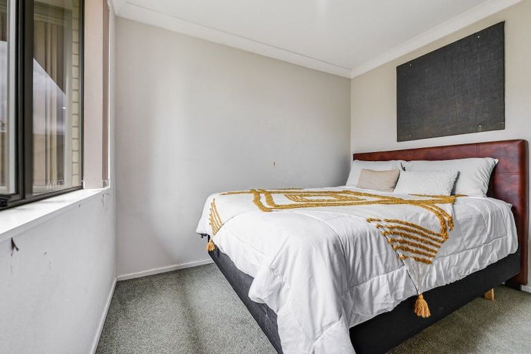 Photo of property in 18 Glen Cree Avenue, Rototuna, Hamilton, 3210