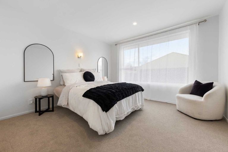 Photo of property in 1/40a Chipping Lane, Redwood, Christchurch, 8051