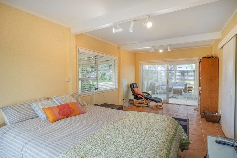 Photo of property in 19 Hicks Place, Cooks Beach, Whitianga, 3591