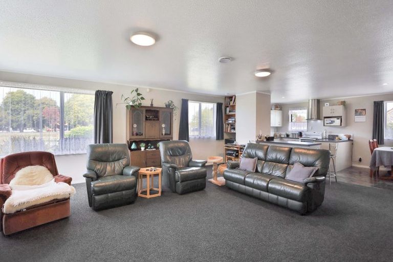 Photo of property in 100 Melcombe Street, Tinwald, Ashburton, 7700