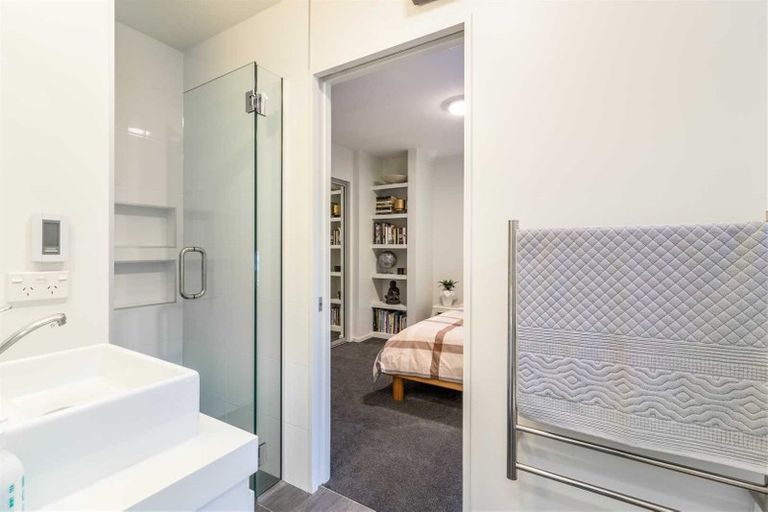 Photo of property in 108 Bryndwr Road, Bryndwr, Christchurch, 8052