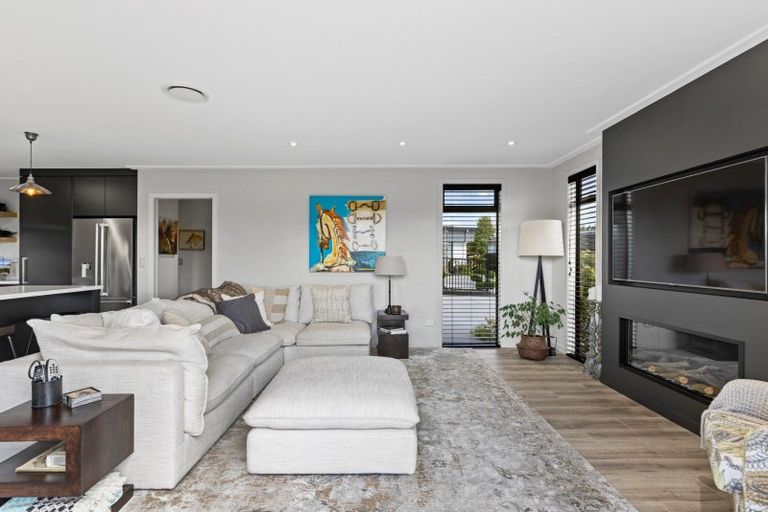 Photo of property in 21 Ada Close, Cambridge, 3434