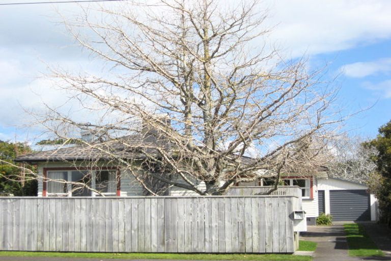 Photo of property in 36a Waiwaka Terrace, Strandon, New Plymouth, 4312
