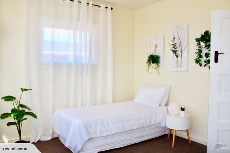 Photo of property in 70 Neill Street, Hornby, Christchurch, 8042