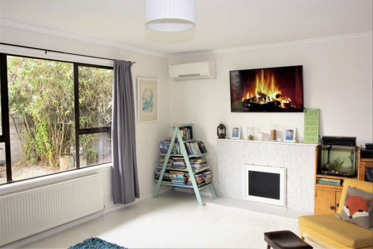 Photo of property in 1a Elm Drive, Rangiora, 7400