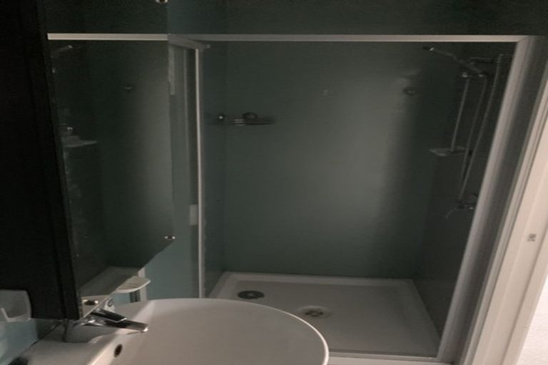 Photo of property in Alpha Apartments, 603/17 Vogel Lane, Auckland Central, Auckland, 1010
