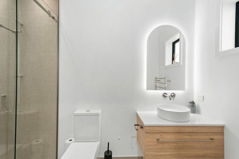 Photo of property in 422b Domain Road, Lake Hawea, 9382