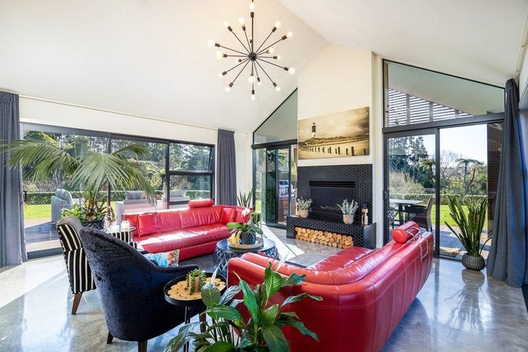 Photo of property in 10 Pike Place, Ferndale, New Plymouth, 4310