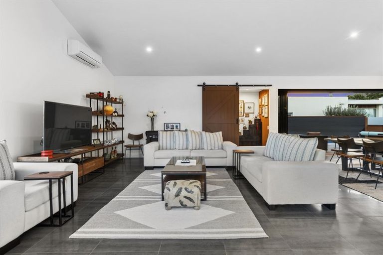 Photo of property in 35 Maria Tini Drive, Papamoa Beach, Papamoa, 3118