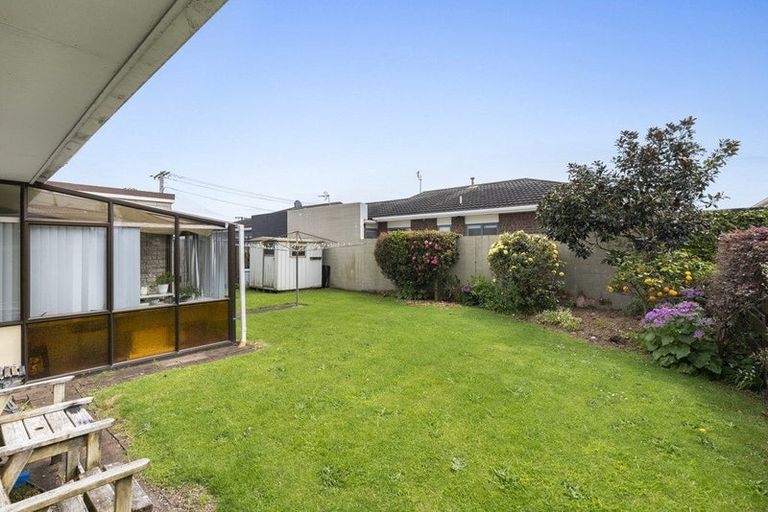 Photo of property in 5b Clemow Road, Fitzroy, New Plymouth, 4312