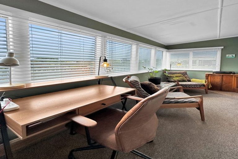 Photo of property in 26 Seatoun Avenue, Leigh, Warkworth, 0985