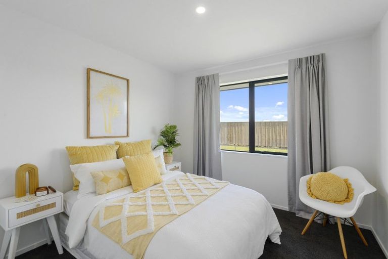 Photo of property in 57 Northmoor Boulevard, Rolleston, 7615