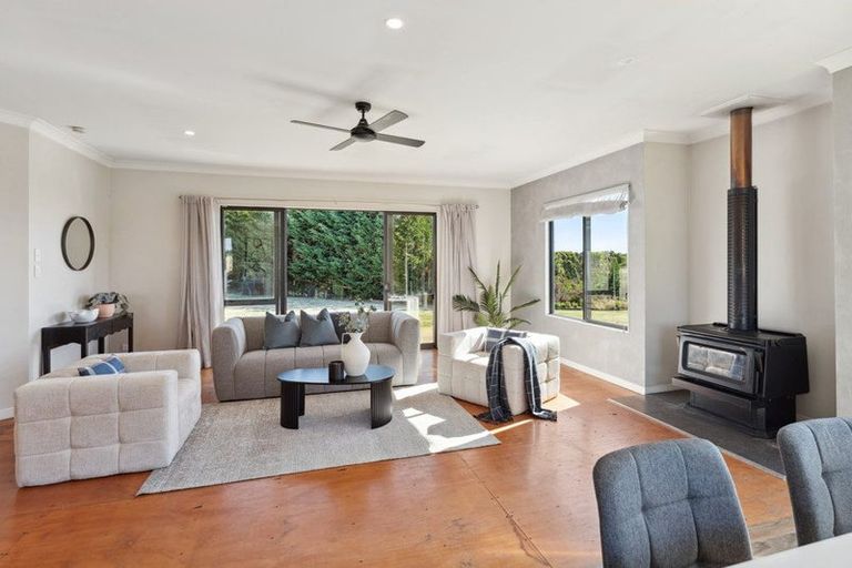Photo of property in 9 Waitaheke Road, Te Horo, Otaki, 5581