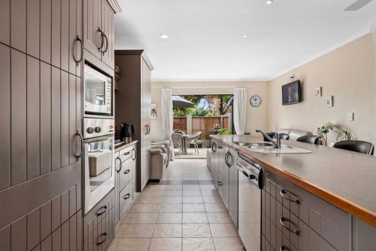 Photo of property in 5 La Colina Place, Bethlehem, Tauranga, 3110