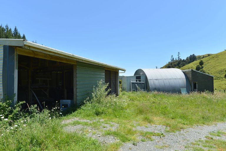 Photo of property in 370 Lowe Road, Hikurangi, 0181