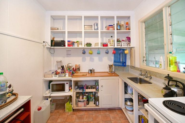 Photo of property in 38 James Mcleod Road, Shelly Beach, Helensville, 0874