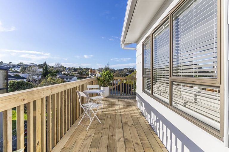 Photo of property in 39 Cockayne Crescent, Sunnynook, Auckland, 0620