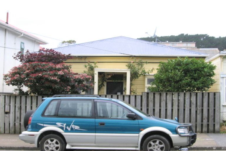 Photo of property in 287 Mansfield Street, Newtown, Wellington, 6021
