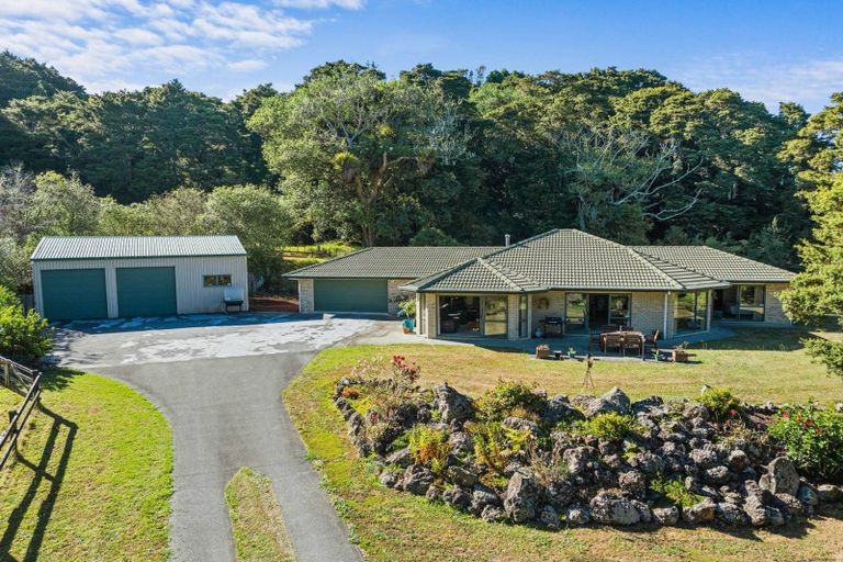 Photo of property in 205 Cemetery Road, Maunu, Whangarei, 0179