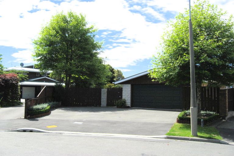 Photo of property in 8 Rachel Place, Avonhead, Christchurch, 8042