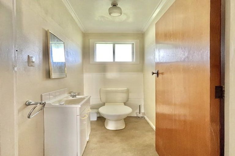 Photo of property in 10 Kentucky Street, Totara Park, Upper Hutt, 5018