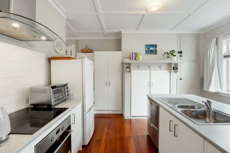 Photo of property in 11 Primrose Street, Frankton, Hamilton, 3204