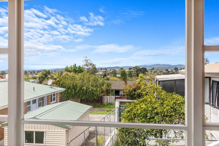 Photo of property in 38 The Drive, Brookfield, Tauranga, 3110