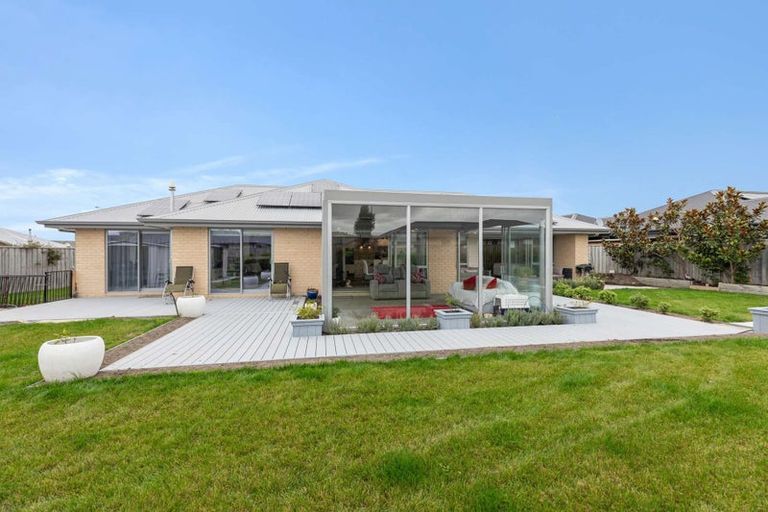 Photo of property in 5 Denton Street, Amberley, 7410