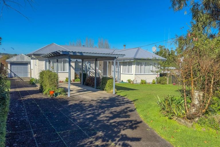 Photo of property in 49 Neal Street, Putaruru, 3411