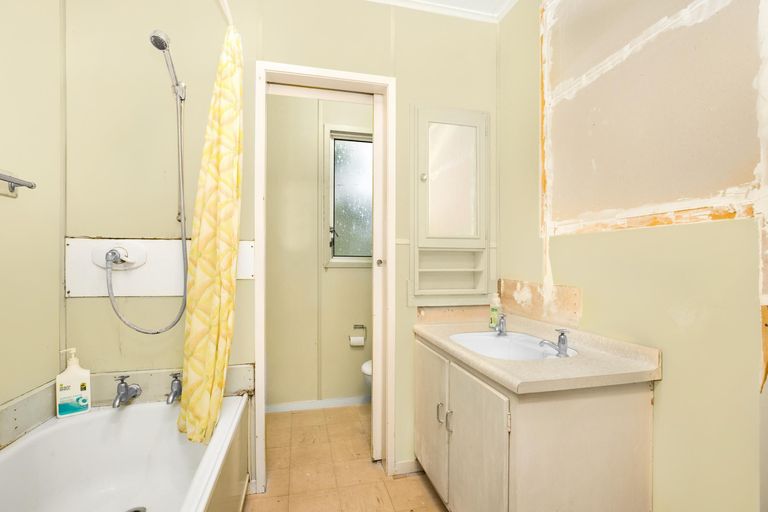 Photo of property in 1046 Paerata Road, Paerata, Drury, 2676