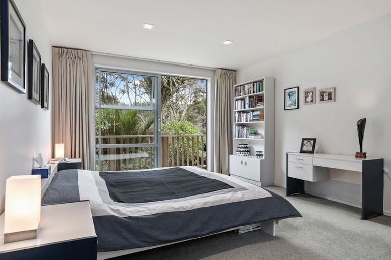 Photo of property in 81 Huia Road, Titirangi, Auckland, 0604