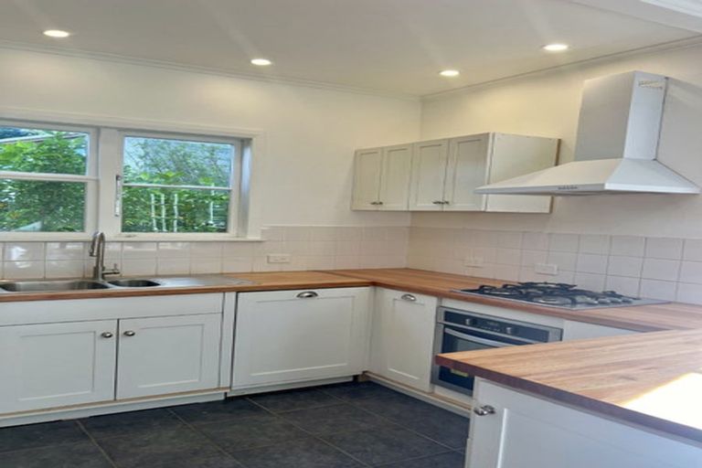 Photo of property in 10 Te Makiri Road, Onetangi, Waiheke Island, 1081