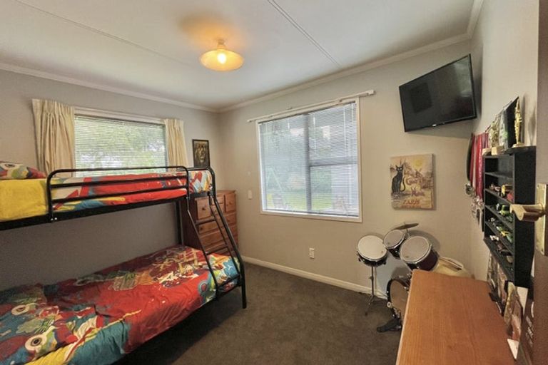 Photo of property in 729 Makerua Road, Tokomaru, Palmerston North, 4474
