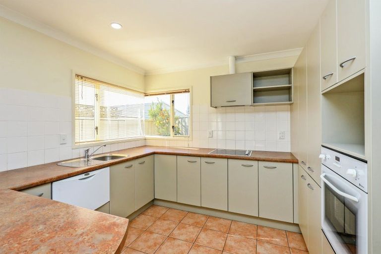Photo of property in 1c Avondale Road, Taradale, Napier, 4112