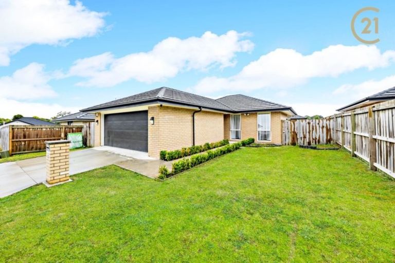 Photo of property in 3 Rohea Place, Opaheke, Papakura, 2113
