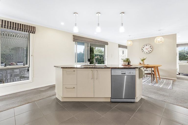 Photo of property in 15 Satchmo Place, Rototuna North, Hamilton, 3210