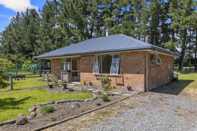 Photo of property in 1147 Tram Road, Swannanoa, Rangiora, 7476