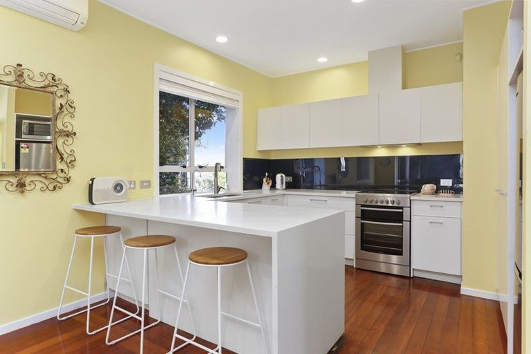 Photo of property in 1/12 Killarney Street, Takapuna, Auckland, 0622