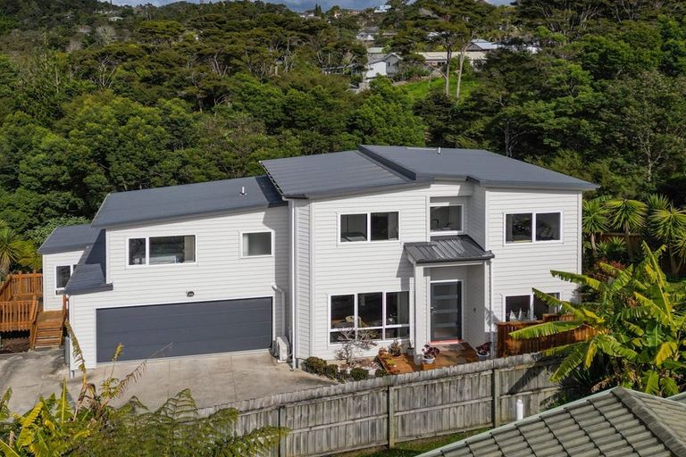Photo of property in 30 Shah Place, Glen Eden, Auckland, 0602