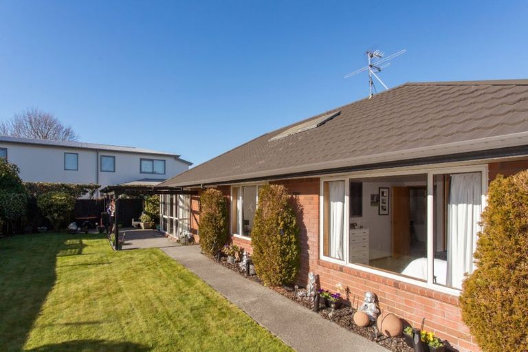 Photo of property in 36a Windermere Road, Papanui, Christchurch, 8053