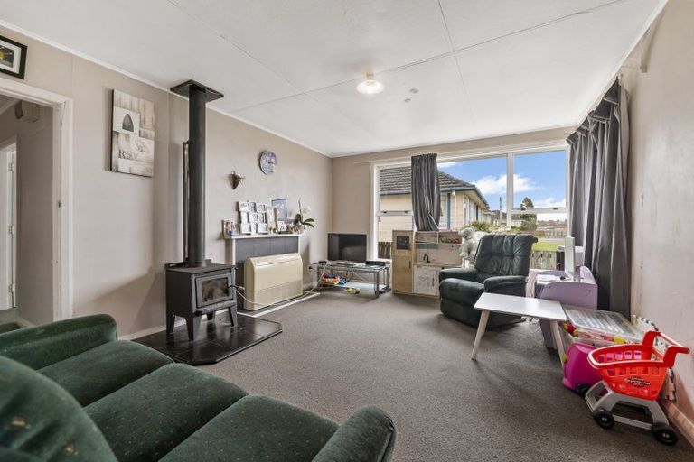 Photo of property in 11 Avon Street, Stratford, 4332