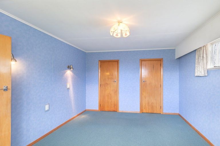 Photo of property in 19 Balmoral Street, Levin, 5510