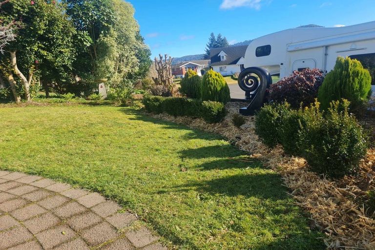 Photo of property in 35 Pegasus Drive, Sunnybrook, Rotorua, 3015