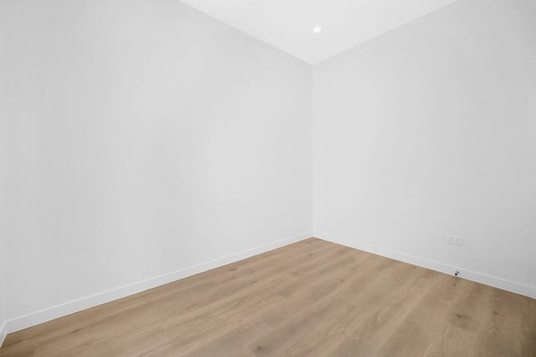 Photo of property in 1/44 Mcleod Road, Weymouth, Auckland, 2103
