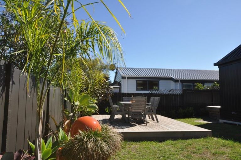Photo of property in 15 Winderton Way, Pauanui, Hikuai, 3579