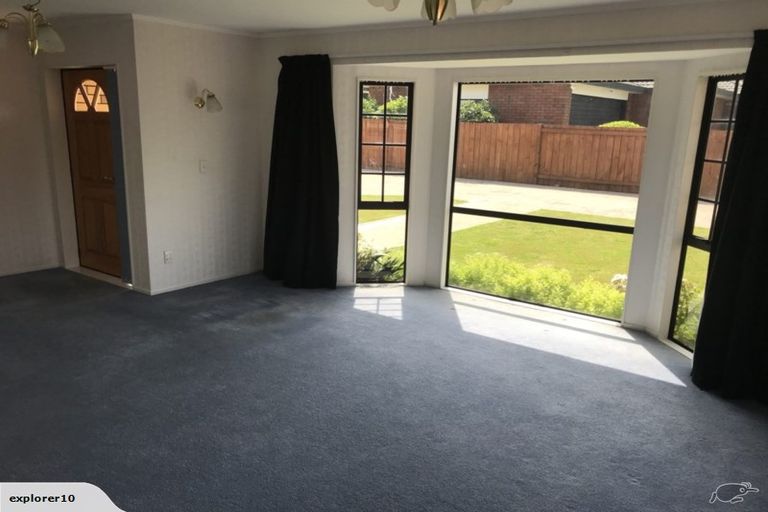 Photo of property in 6 Mckenzie Court, Terrace End, Palmerston North, 4410