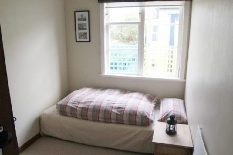 Photo of property in 19 Bankot Crescent, Ngaio, Wellington, 6035