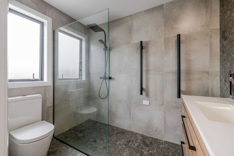 Photo of property in 77 Freedom Drive, Kelvin Grove, Palmerston North, 4414